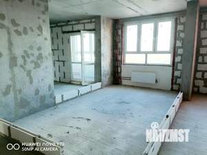 3-к квартира, вторичка, 70м2, 8/25 этаж