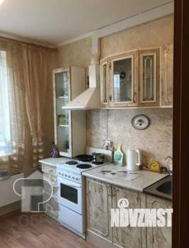 1-к квартира, вторичка, 40м2, 13/27 этаж