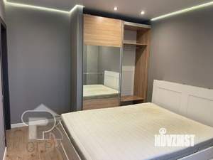 2-к квартира, вторичка, 63м2, 8/17 этаж