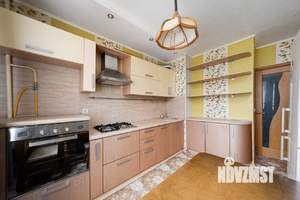 3-к квартира, вторичка, 69м2, 1/9 этаж