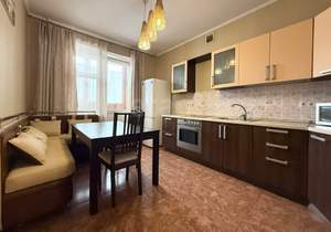 2-к квартира, вторичка, 63м2, 9/17 этаж