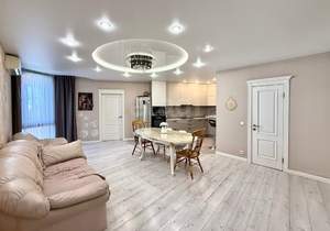 4-к квартира, вторичка, 132м2, 16/25 этаж
