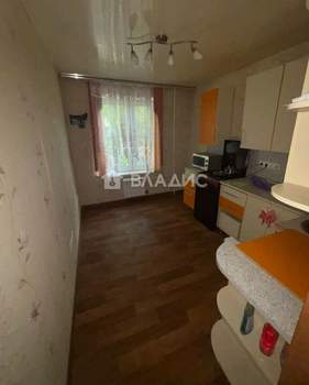 3-к квартира, вторичка, 74м2, 1/9 этаж