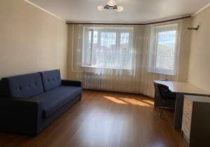 2-к квартира, вторичка, 61м2, 7/17 этаж