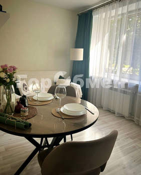2-к квартира, вторичка, 43м2, 1/5 этаж