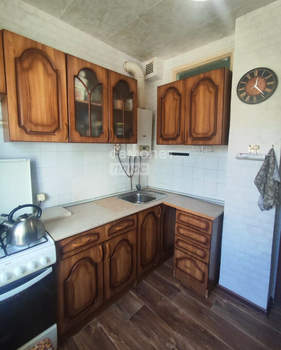 2-к квартира, вторичка, 42м2, 4/4 этаж