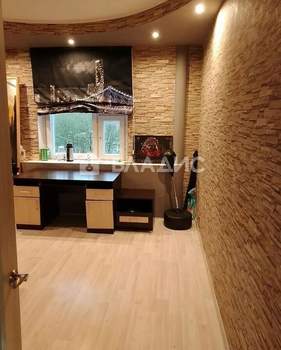 2-к квартира, вторичка, 52м2, 4/10 этаж