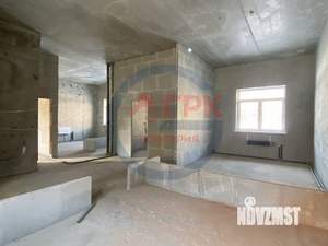 3-к квартира, вторичка, 96м2, 1/3 этаж