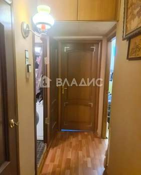 3-к квартира, вторичка, 65м2, 3/14 этаж