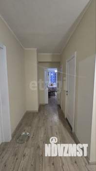 2-к квартира, вторичка, 63м2, 10/17 этаж