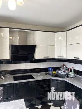 2-к квартира, вторичка, 63м2, 13/13 этаж