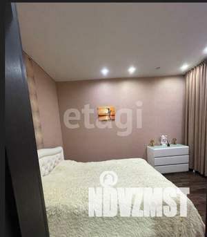 2-к квартира, вторичка, 71м2, 1/4 этаж