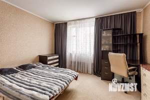 3-к квартира, вторичка, 60м2, 14/14 этаж