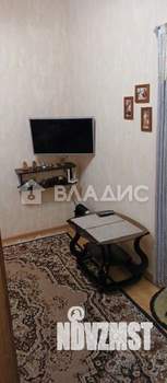 2-к квартира, вторичка, 44м2, 1/4 этаж