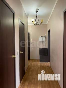 2-к квартира, вторичка, 52м2, 1/4 этаж