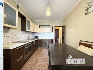 2-к квартира, вторичка, 63м2, 9/17 этаж