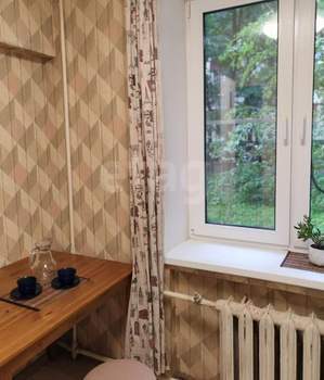 2-к квартира, вторичка, 43м2, 1/5 этаж