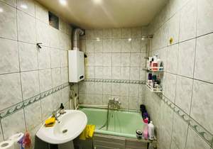 2-к квартира, вторичка, 45м2, 4/4 этаж