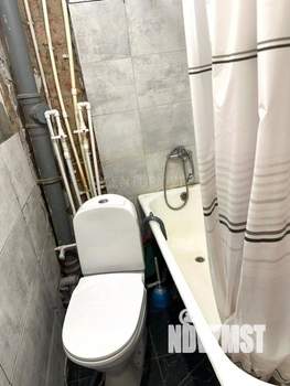 2-к квартира, вторичка, 42м2, 1/3 этаж