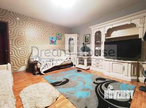 2-к квартира, вторичка, 55м2, 14/17 этаж