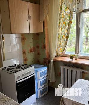 2-к квартира, вторичка, 42м2, 1/5 этаж