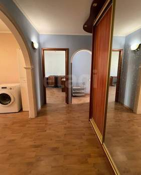 3-к квартира, вторичка, 63м2, 8/9 этаж