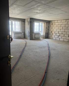 2-к квартира, вторичка, 83м2, 1/6 этаж