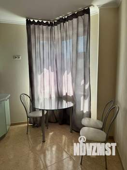 1-к квартира, вторичка, 40м2, 8/17 этаж