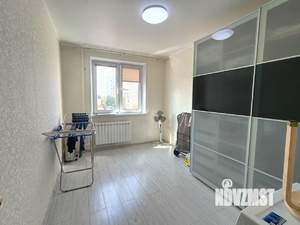 3-к квартира, вторичка, 63м2, 4/14 этаж