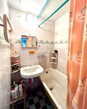 3-к квартира, вторичка, 49м2, 5/9 этаж