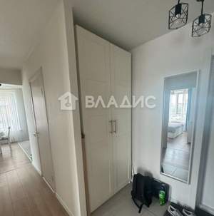 2-к квартира, вторичка, 60м2, 4/15 этаж