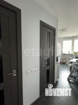 2-к квартира, вторичка, 52м2, 10/17 этаж