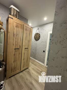 2-к квартира, вторичка, 63м2, 1/25 этаж