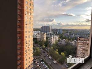 2-к квартира, вторичка, 64м2, 19/25 этаж