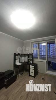 2-к квартира, вторичка, 63м2, 10/17 этаж