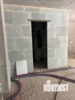 2-к квартира, вторичка, 76м2, 1/6 этаж