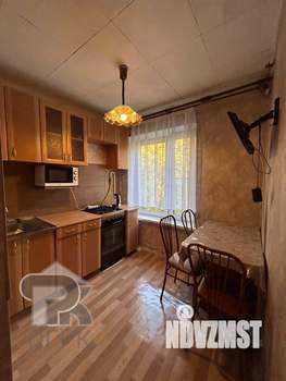 3-к квартира, вторичка, 55м2, 5/5 этаж
