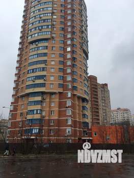 2-к квартира, вторичка, 63м2, 3/23 этаж