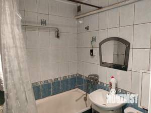 3-к квартира, вторичка, 42м2, 1/5 этаж