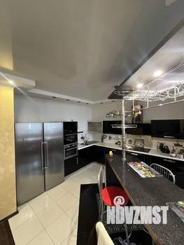 3-к квартира, вторичка, 115м2, 11/17 этаж