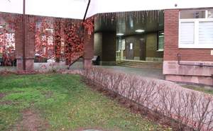 2-к квартира, вторичка, 77м2, 1/4 этаж