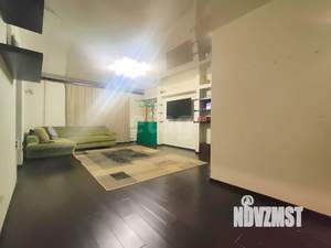 2-к квартира, вторичка, 64м2, 4/17 этаж