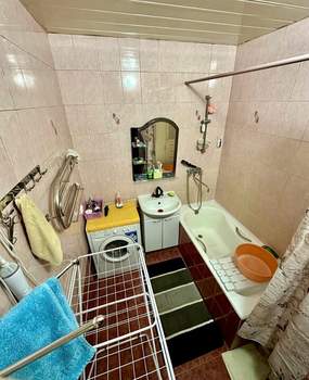 2-к квартира, вторичка, 78м2, 1/17 этаж