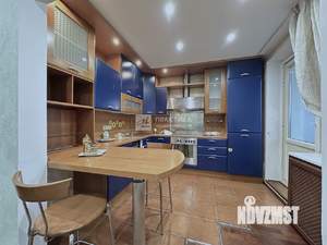 3-к квартира, вторичка, 74м2, 9/17 этаж