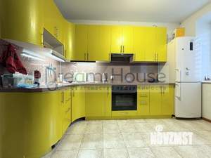 2-к квартира, вторичка, 65м2, 1/17 этаж