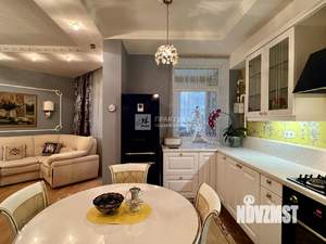 3-к квартира, вторичка, 93м2, 2/4 этаж