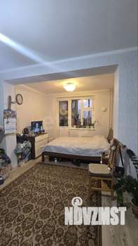 2-к квартира, вторичка, 63м2, 10/17 этаж