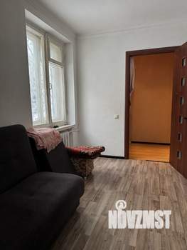 2-к квартира, вторичка, 42м2, 1/2 этаж