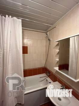 2-к квартира, вторичка, 60м2, 3/17 этаж