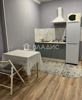 4-к квартира, вторичка, 100м2, 1/21 этаж
